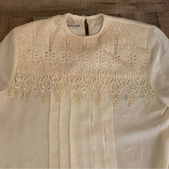In the Mood vintage grandma core pale yellow lace blouse with skirt size 12 - Picture 10 of 13